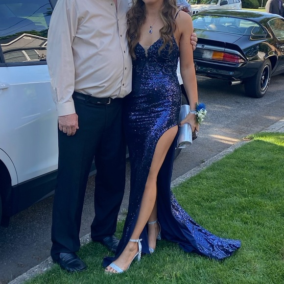 Size 2 Navy Sequin Slit Prom Dress - Picture 1 of 5